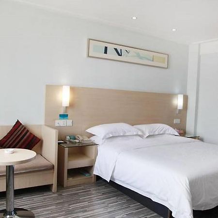 City Comfort Inn Wuhan Caidian Square Dış mekan fotoğraf