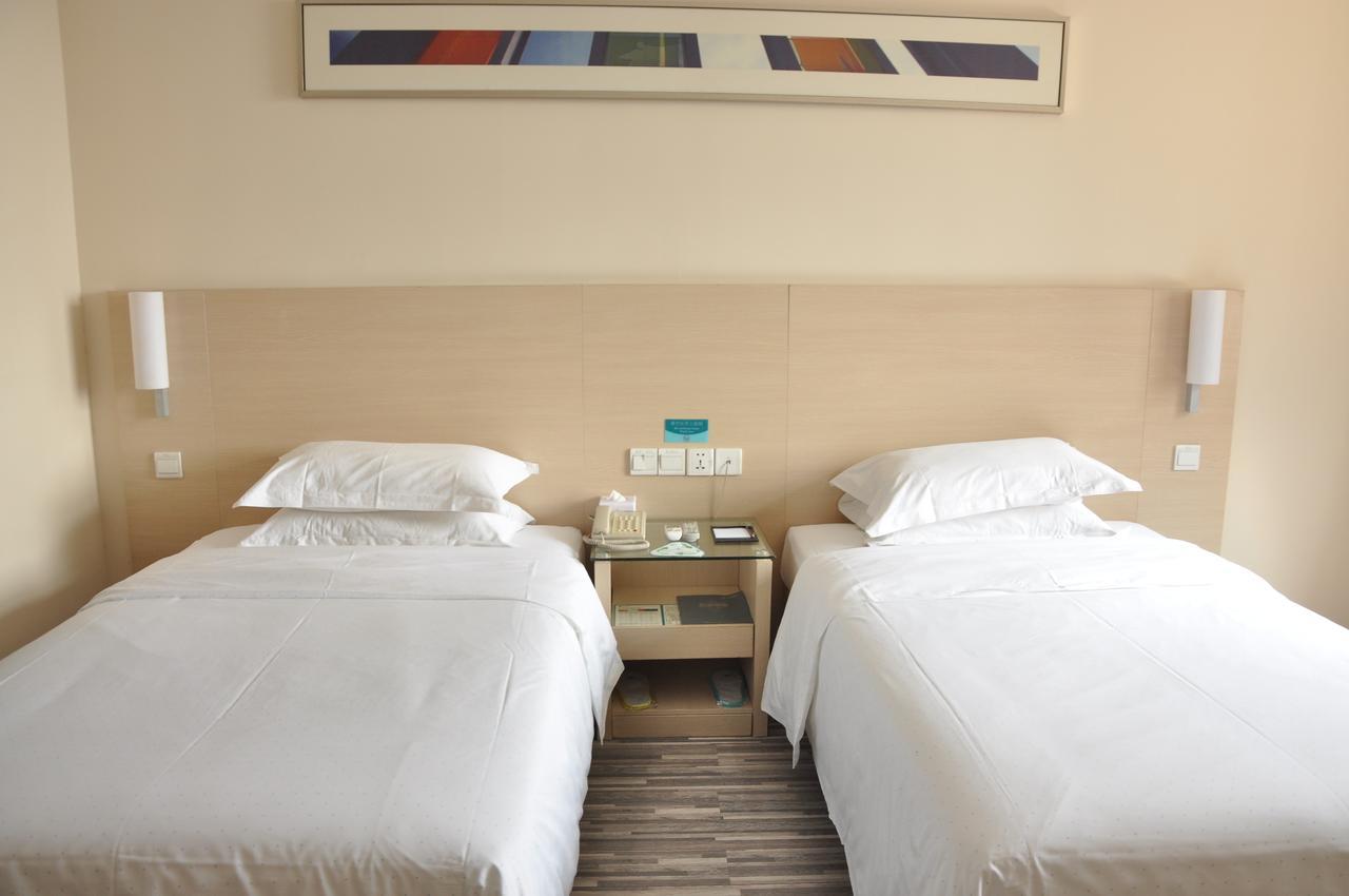 City Comfort Inn Wuhan Caidian Square Dış mekan fotoğraf