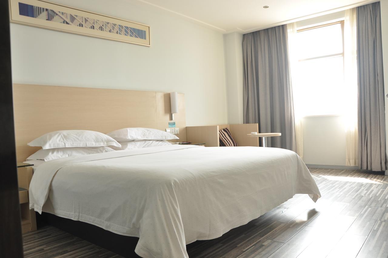 City Comfort Inn Wuhan Caidian Square Dış mekan fotoğraf