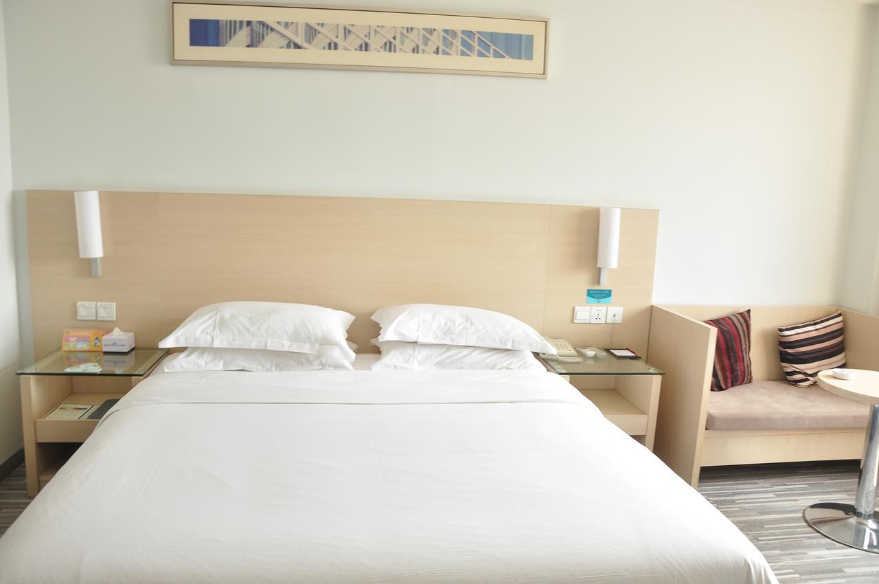 City Comfort Inn Wuhan Caidian Square Dış mekan fotoğraf